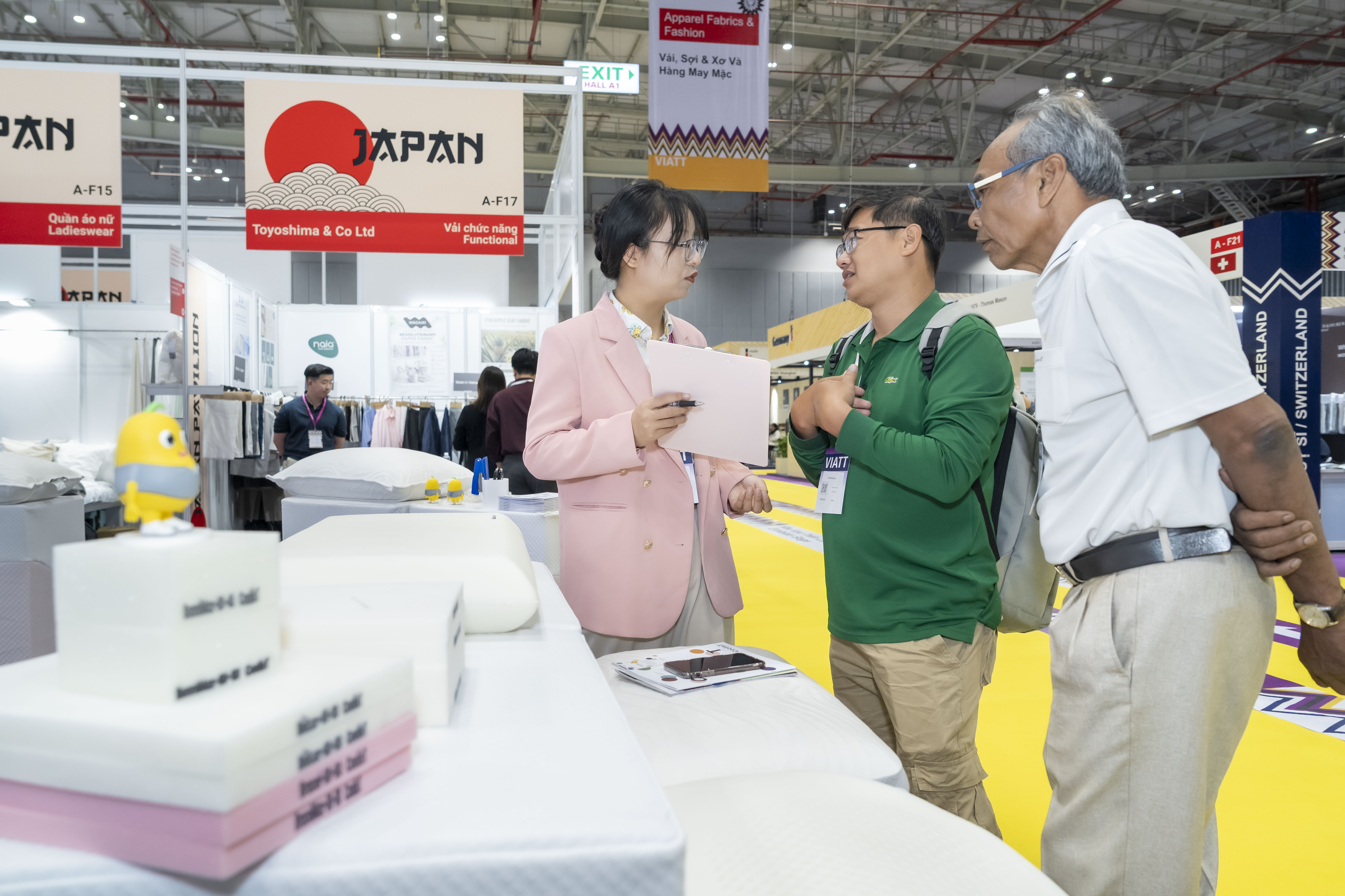 BusinessInteraction10